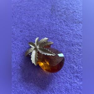Vintage Sarah Coventry Autumn Haze Pineapple Brooch🍍